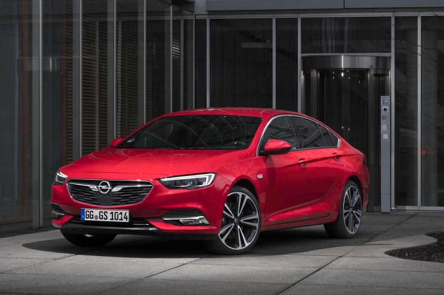  Opel Insignia Grand Sport Turbo 4x4 2017 года  (фото 36 из 41)
